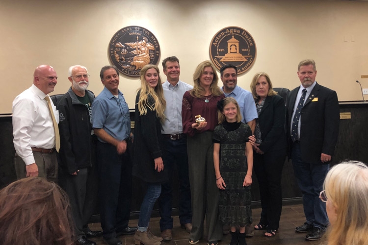 The Lewis Family, Volunteer of the Year Award