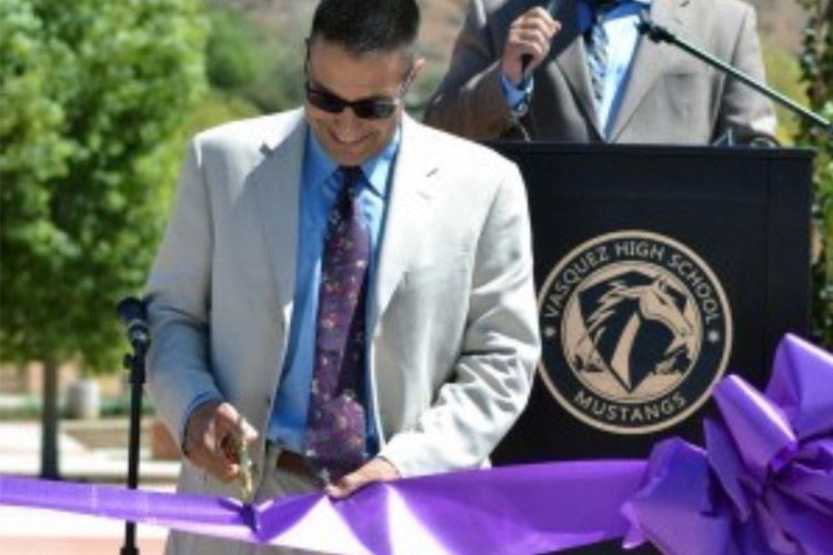 Ribbon Cutting at VHS Grand Opening 2015